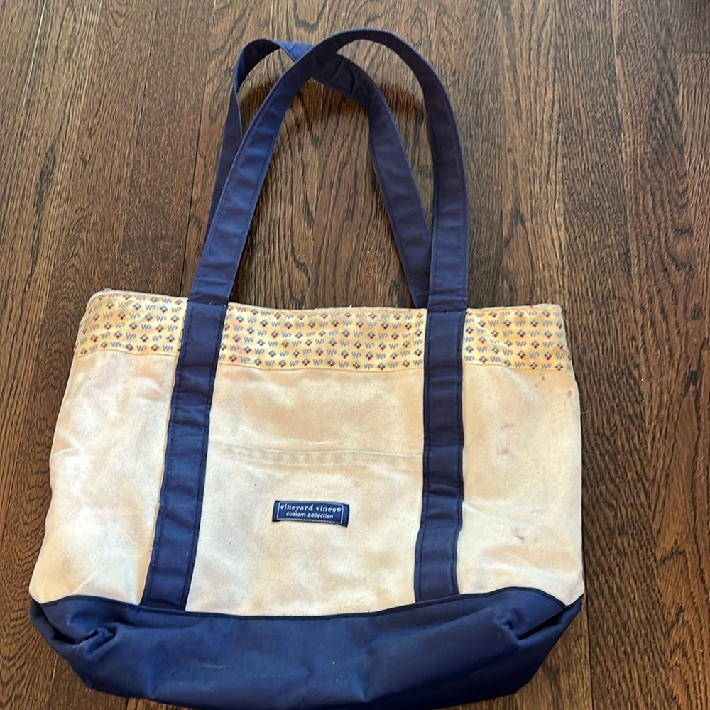 Vineyard vines, mini tote